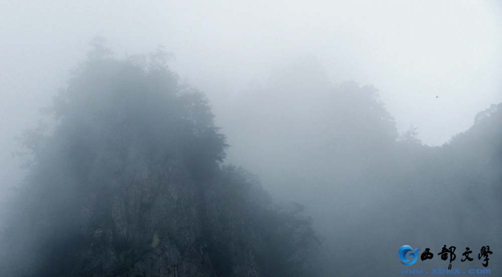 山雨.jpg